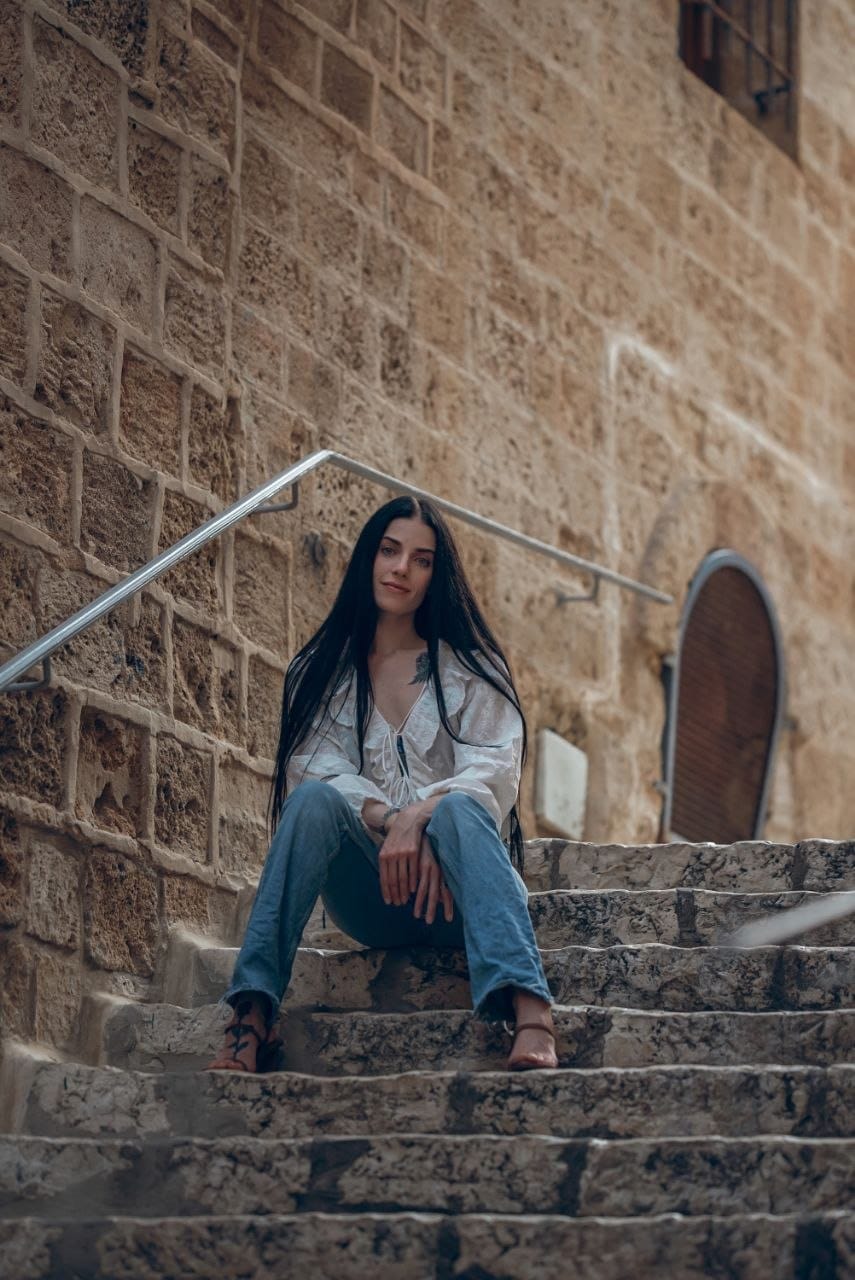 ליזה מסאזיסטית נדירה בת 25 -תל אביב