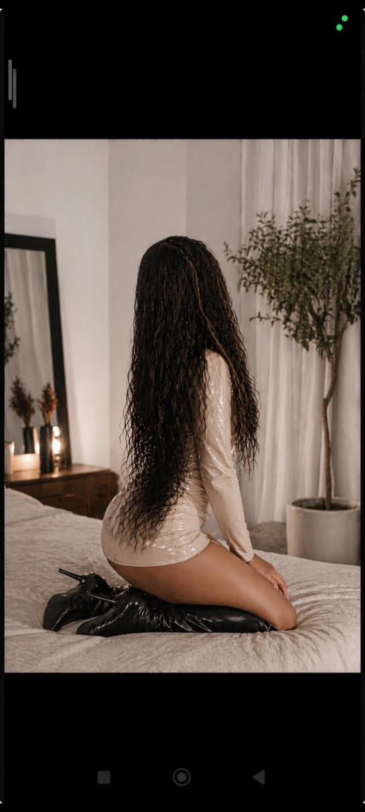 פתח תקווה – מסאזיסטית לעיסוי מפנק